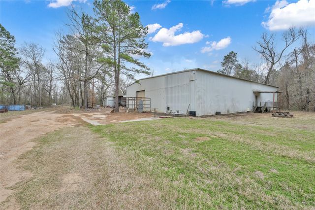 480 Bowling Road, Point Blank, TX 77364