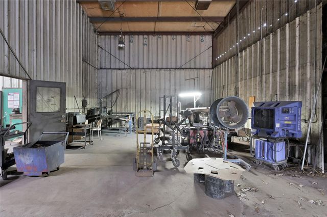 480 Bowling Road, Point Blank, TX 77364