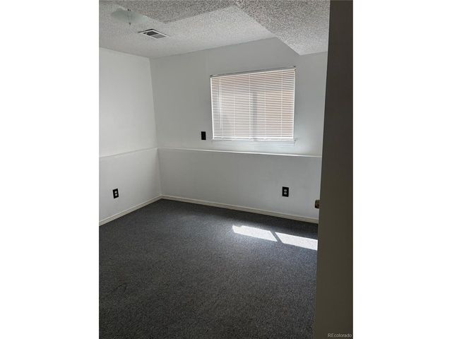 1553 S Carson St, Aurora, CO 80012