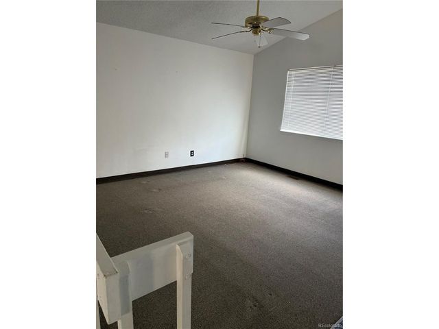 1553 S Carson St, Aurora, CO 80012