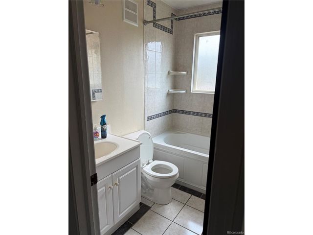 1553 S Carson St, Aurora, CO 80012