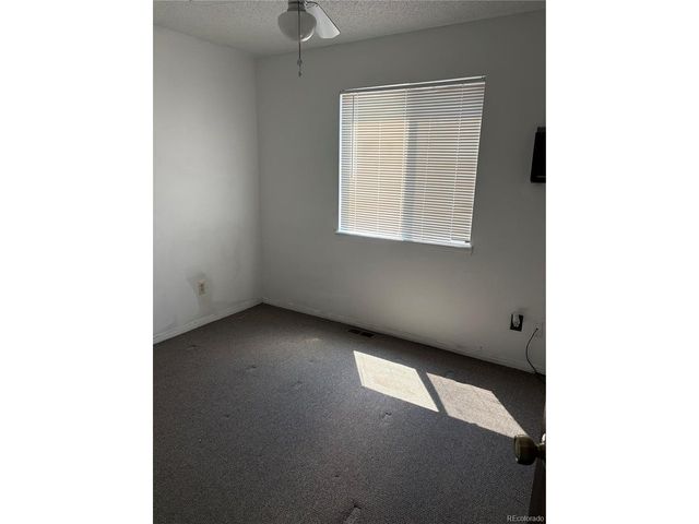1553 S Carson St, Aurora, CO 80012