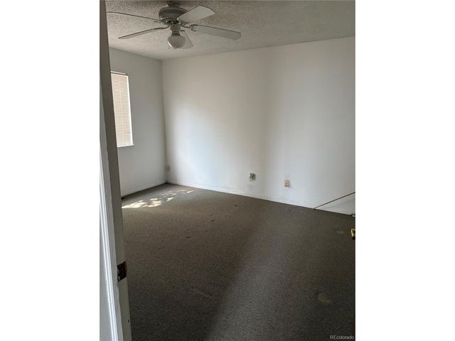 1553 S Carson St, Aurora, CO 80012