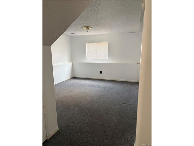 1553 S Carson St, Aurora, CO 80012