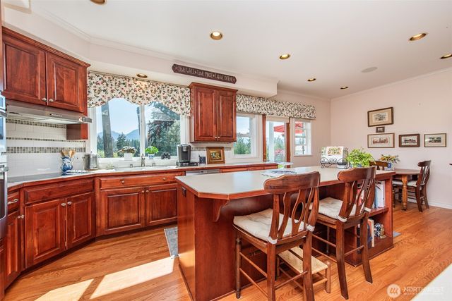 231 Hidden Valley Road, Port Angeles, WA 98362