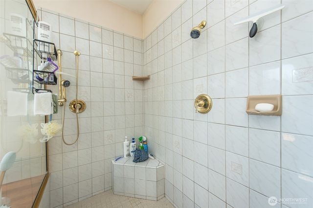 231 Hidden Valley Road, Port Angeles, WA 98362