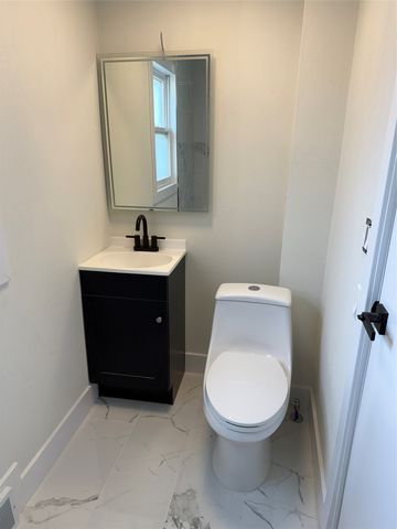 3911 8th Street, Des Moines, IA 50313