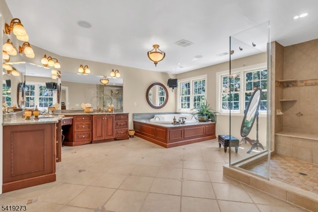 1600 Mountain Top Rd, Bridgewater Twp., NJ 08807