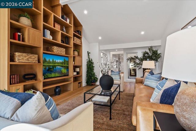 137 Tweed Dr, Danville, CA 94526