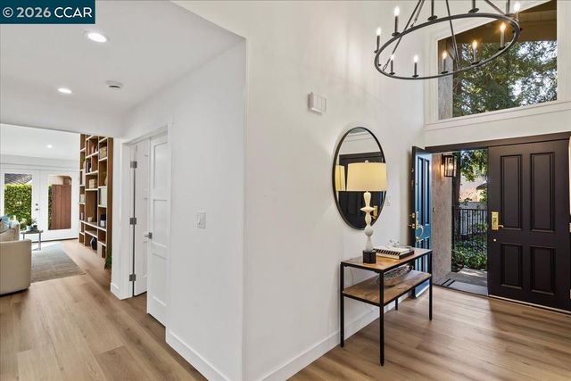 137 Tweed Dr, Danville, CA 94526