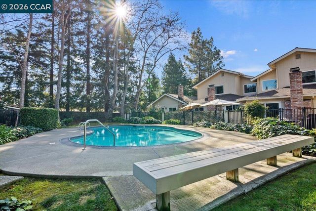 137 Tweed Dr, Danville, CA 94526