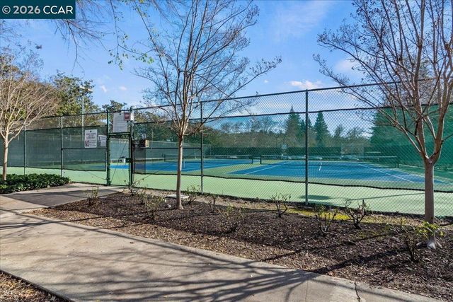 137 Tweed Dr, Danville, CA 94526