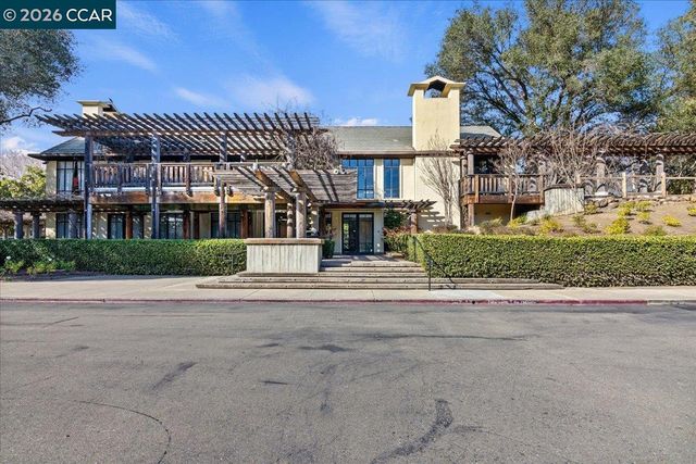 137 Tweed Dr, Danville, CA 94526