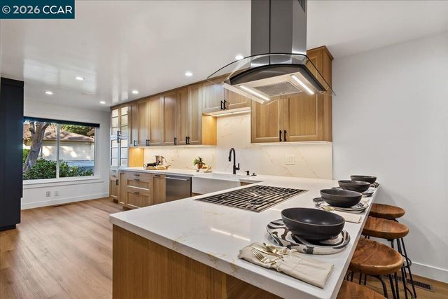 137 Tweed Dr, Danville, CA 94526