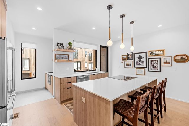 117 E Stone Avenue, Greenville, SC 29609