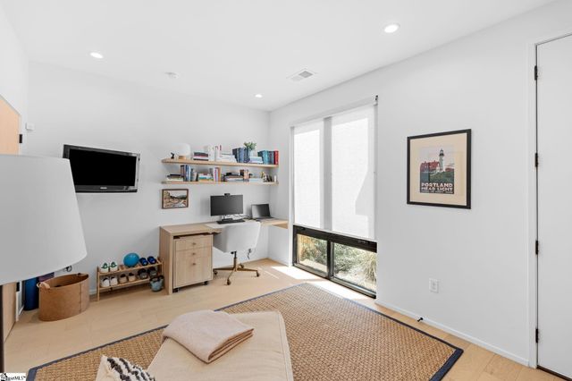 117 E Stone Avenue, Greenville, SC 29609