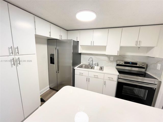 820-822 86th St 1-2, Miami Beach, FL 33141