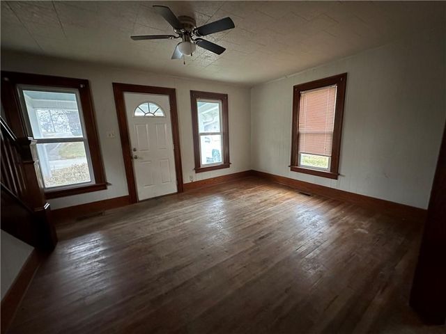 216 E Thompson Street, Maryville, MO 64468