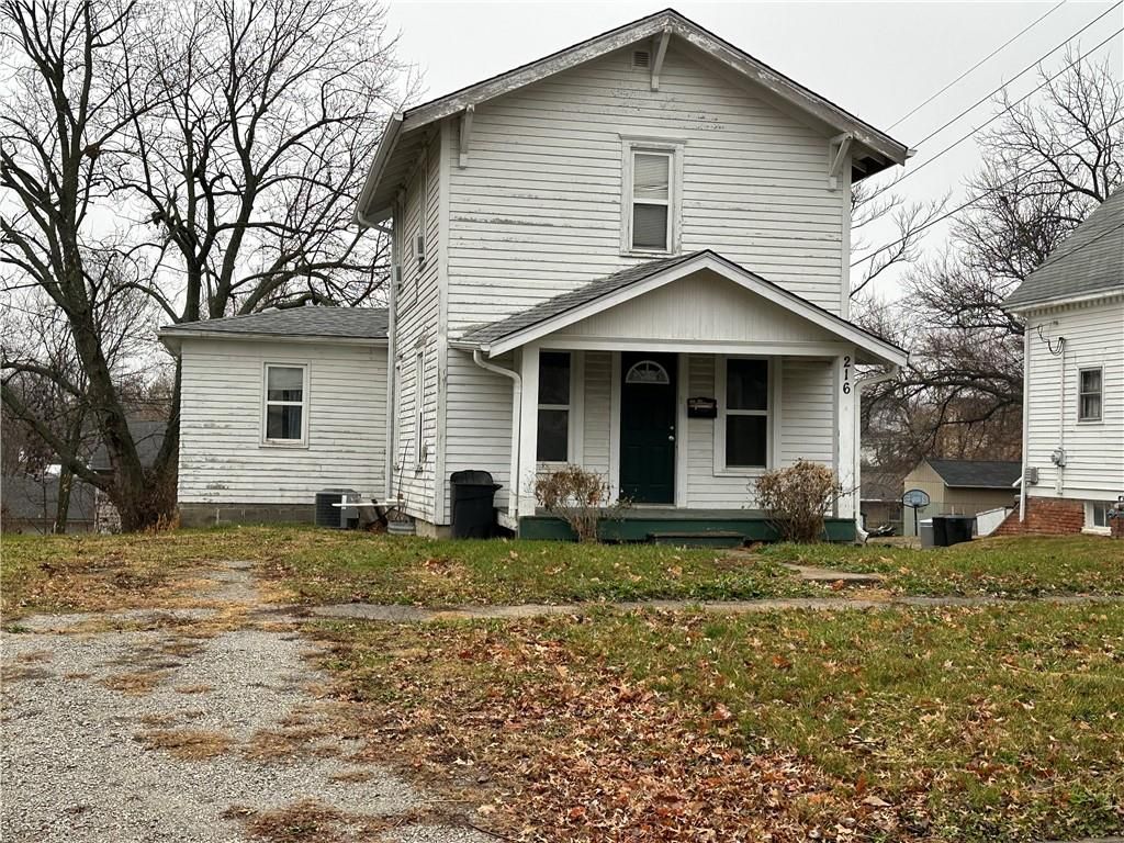 216 E Thompson Street, Maryville, MO 64468