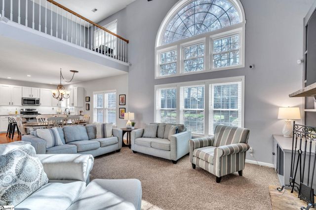 4 Bentley Way, Greer, SC 29650