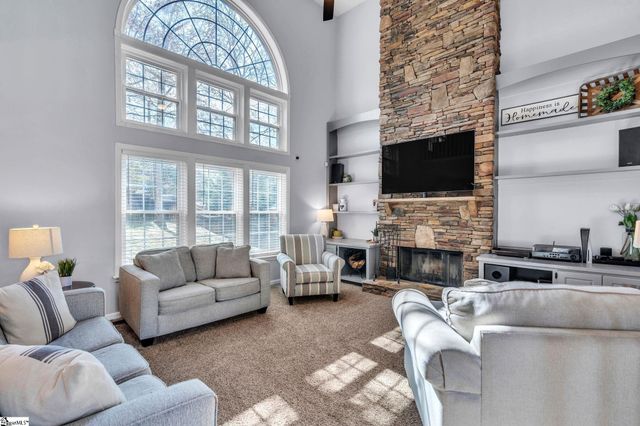 4 Bentley Way, Greer, SC 29650