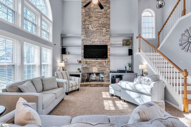 4 Bentley Way, Greer, SC 29650