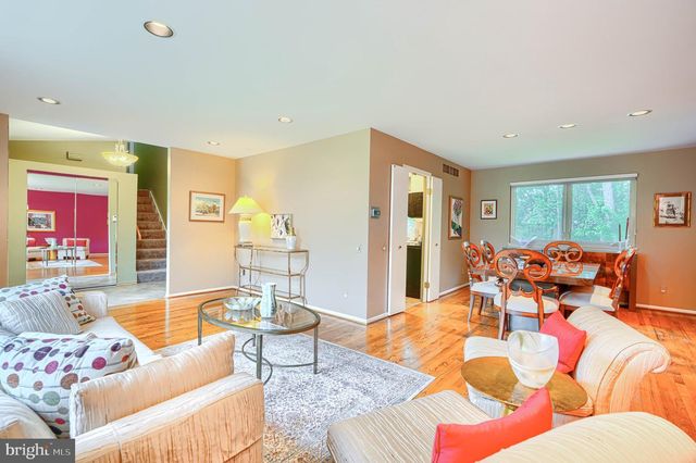 12121 VELVET HILL DR, Owings Mills, MD 21117