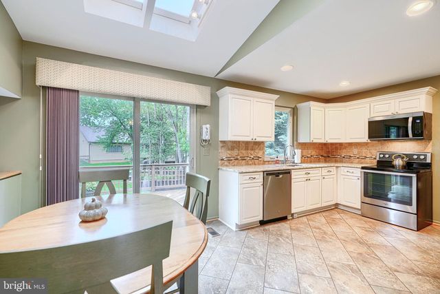 12121 VELVET HILL DR, Owings Mills, MD 21117