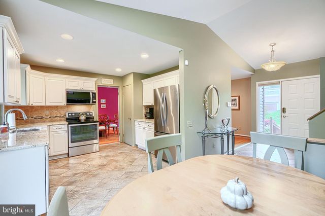 12121 VELVET HILL DR, Owings Mills, MD 21117