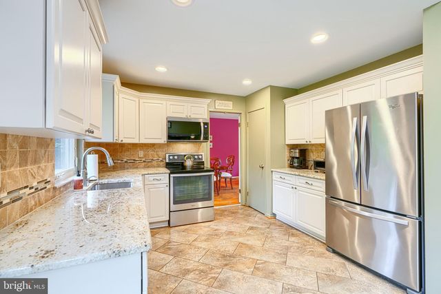 12121 VELVET HILL DR, Owings Mills, MD 21117