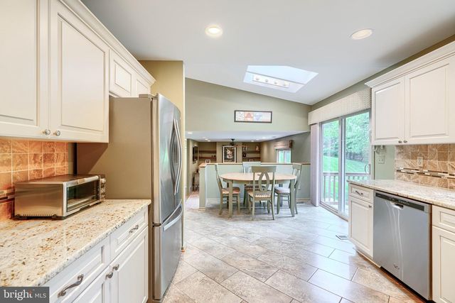 12121 VELVET HILL DR, Owings Mills, MD 21117