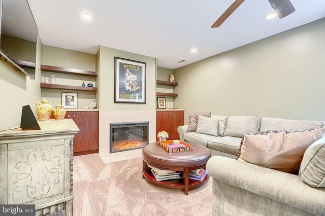 12121 VELVET HILL DR, Owings Mills, MD 21117