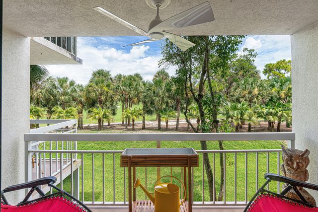 6169 Balboa Circle 202, Boca Raton, FL 33433