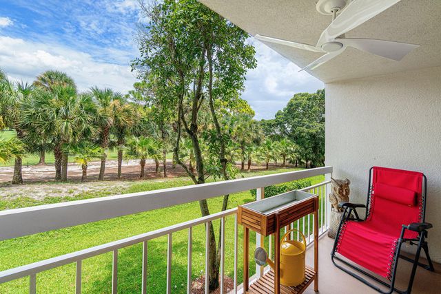 6169 Balboa Circle 202, Boca Raton, FL 33433