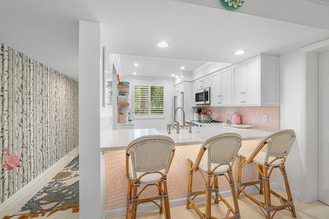 6169 Balboa Circle 202, Boca Raton, FL 33433