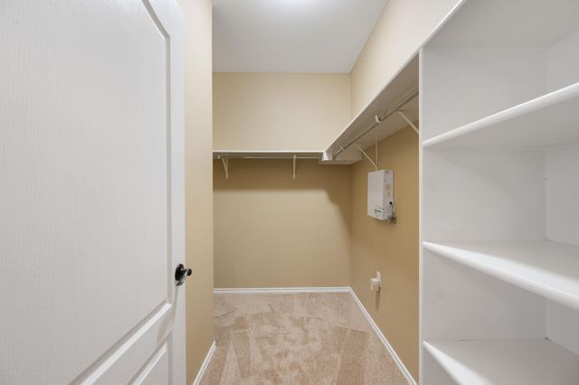 5521 Alomar CV, Del Valle, TX 78617