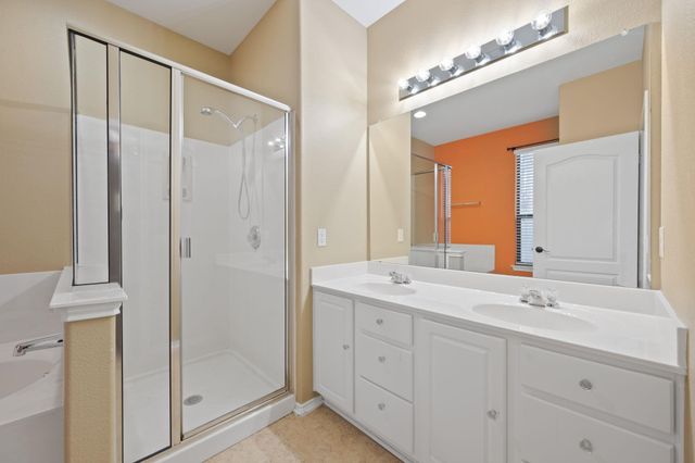 5521 Alomar CV, Del Valle, TX 78617