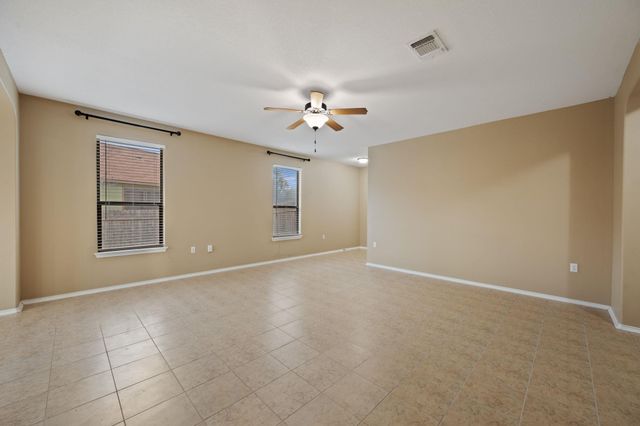 5521 Alomar CV, Del Valle, TX 78617