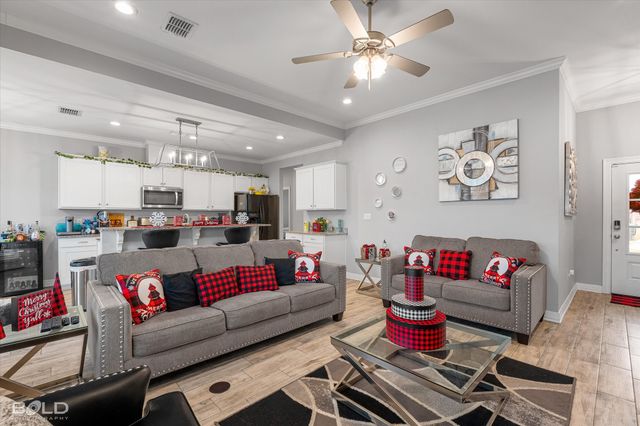 2028 Sand Crest Drive, Shreveport, LA 71118