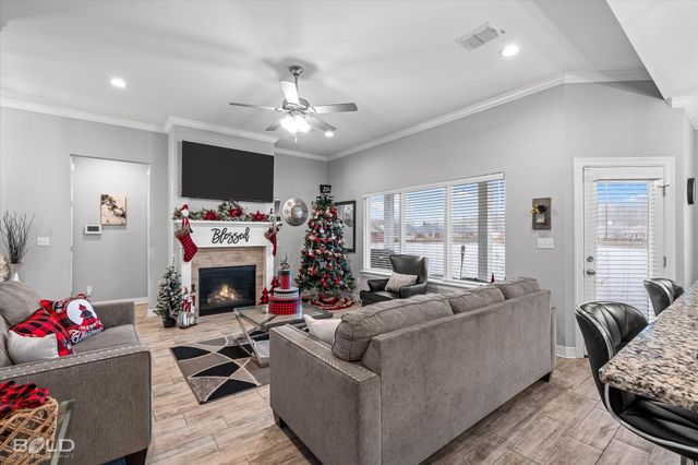 2028 Sand Crest Drive, Shreveport, LA 71118