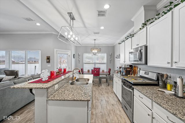 2028 Sand Crest Drive, Shreveport, LA 71118