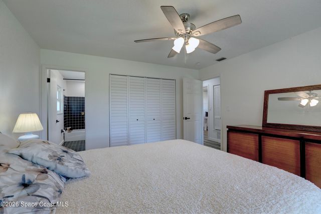 872 Sadnet Circle NE, Palm Bay, FL 32905