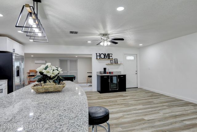 872 Sadnet Circle NE, Palm Bay, FL 32905
