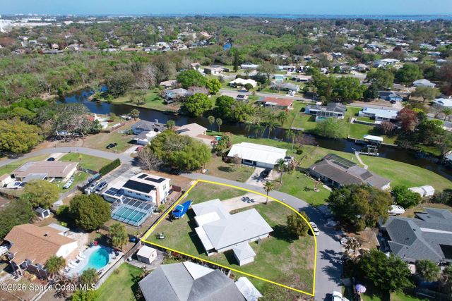 872 Sadnet Circle NE, Palm Bay, FL 32905