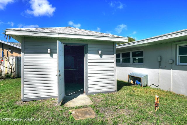 872 Sadnet Circle NE, Palm Bay, FL 32905