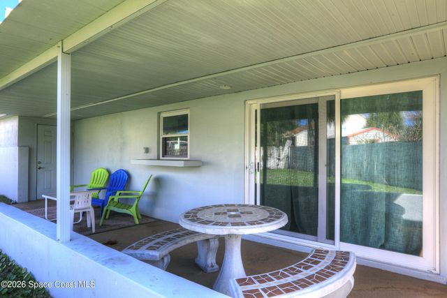 872 Sadnet Circle NE, Palm Bay, FL 32905