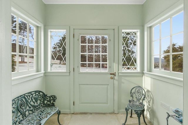 1086 West Road, Bennington, VT 05201