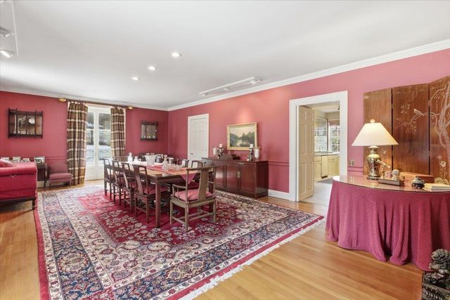 1086 West Road, Bennington, VT 05201