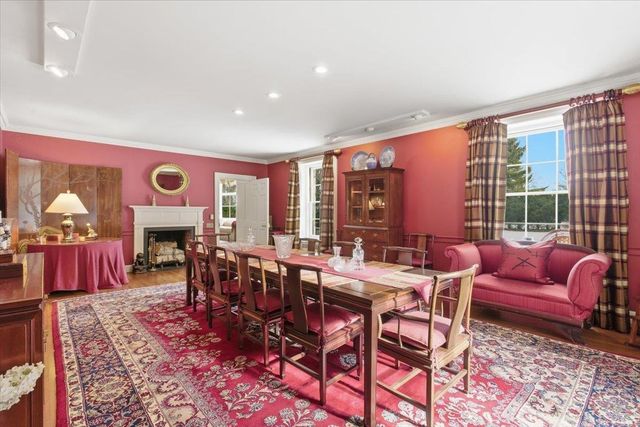 1086 West Road, Bennington, VT 05201