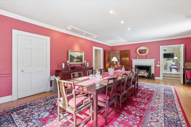 1086 West Road, Bennington, VT 05201